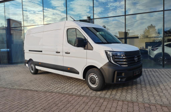 Nissan Interstar