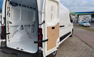 Nissan Interstar